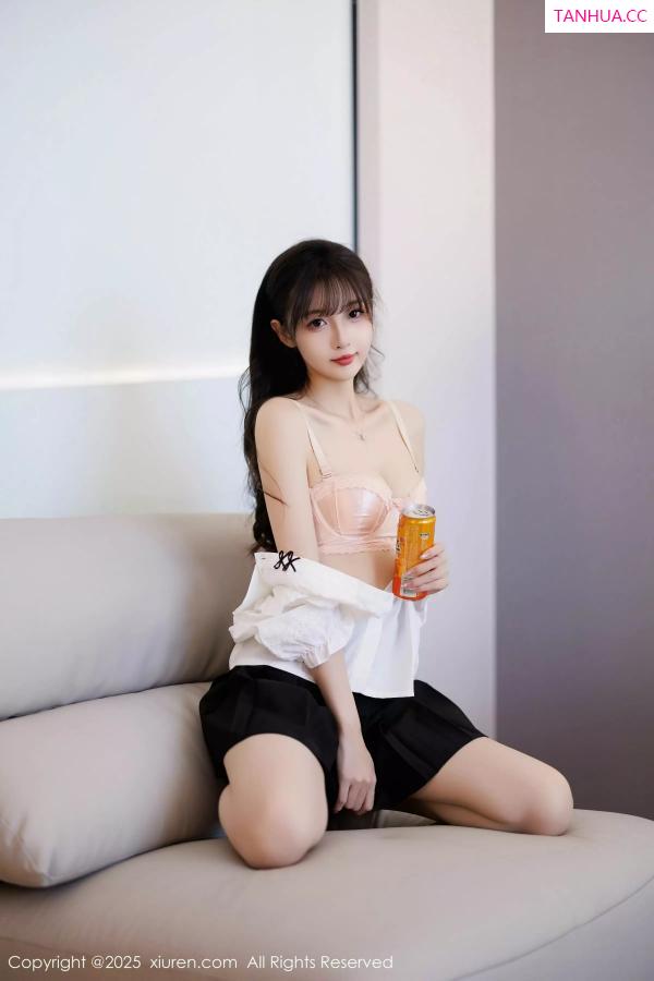   [XiuRen]高清写真图 2025.03.25 No.10067 樱桃小阑子 西安旅拍第20张图片